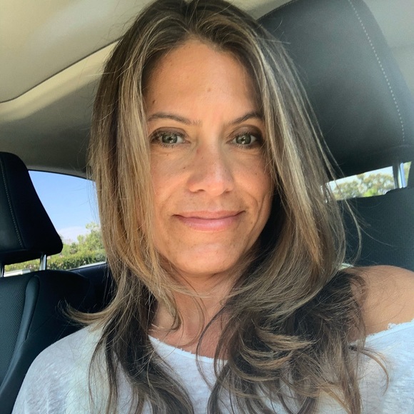 Meet your Posher, Dawn - Picture 1 of 1